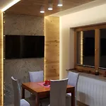 Toporowa Cyrhla Apartment *