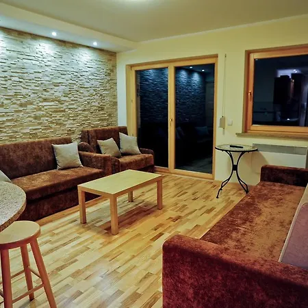 Toporowa Cyrhla Apartament *