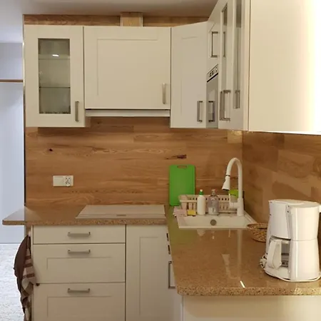 Toporowa Cyrhla Apartment *