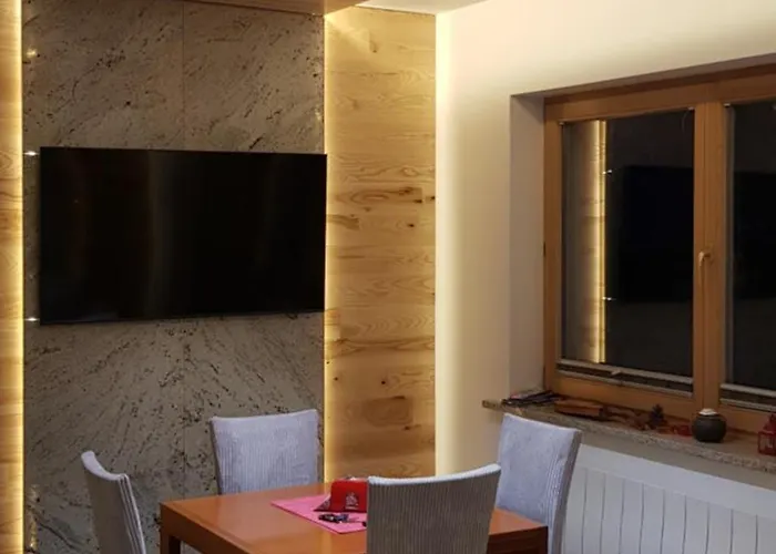 Toporowa Cyrhla Apartamento *